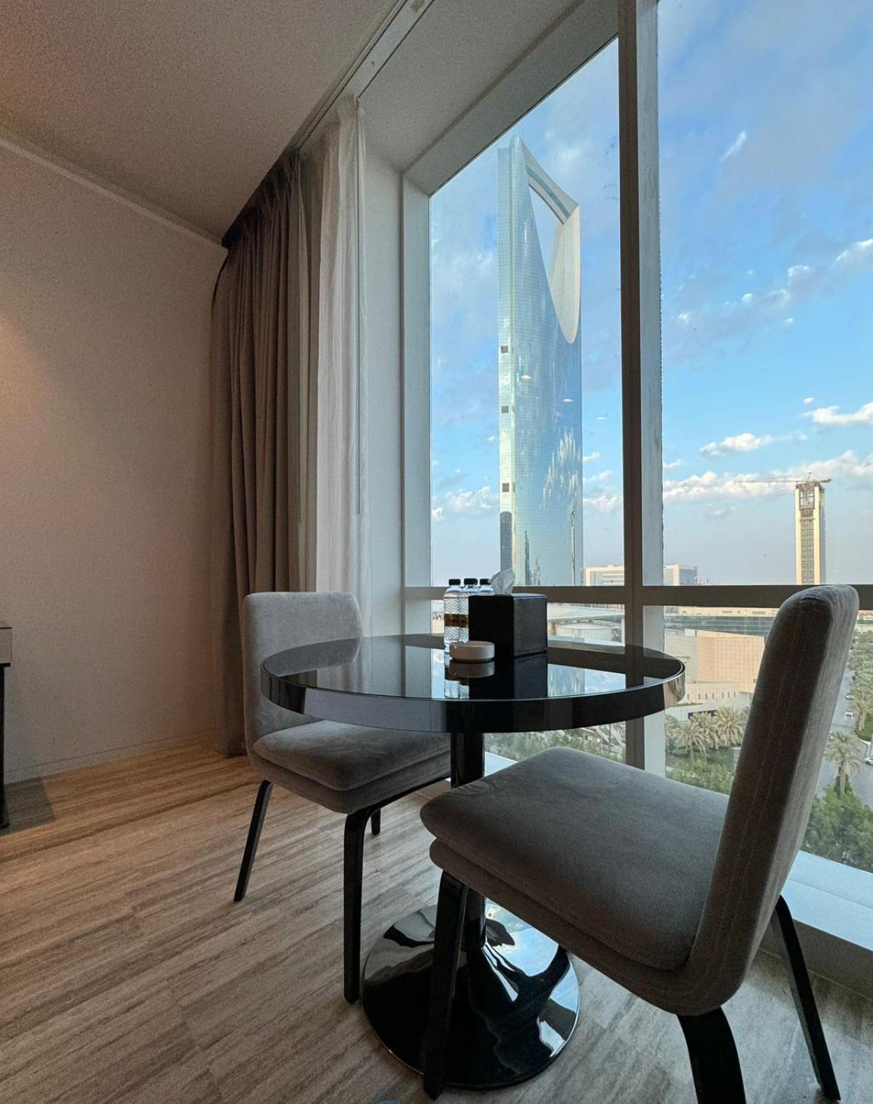 Apartment 4leisure Damac Esclusiva Towers *