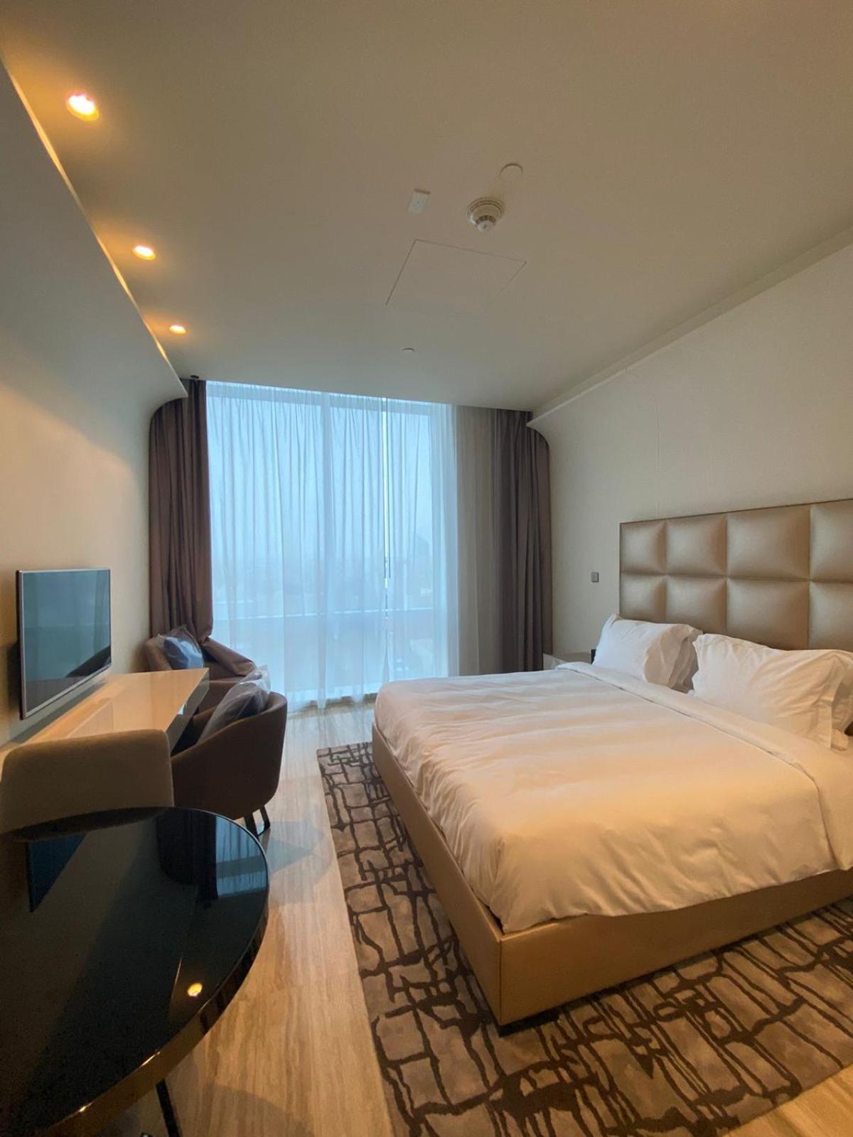 4leisure Damac Esclusiva Towers Apartment *