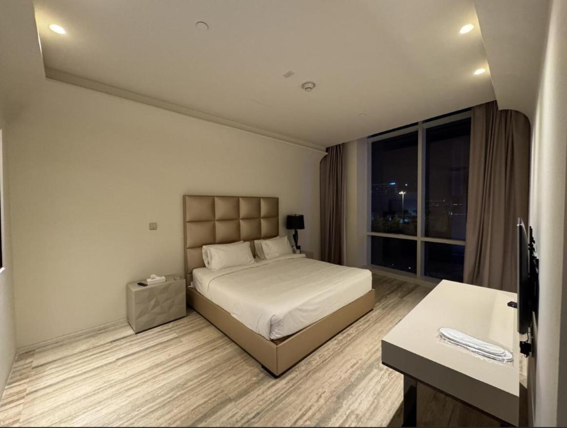 4leisure Damac Esclusiva Towers Apartment *