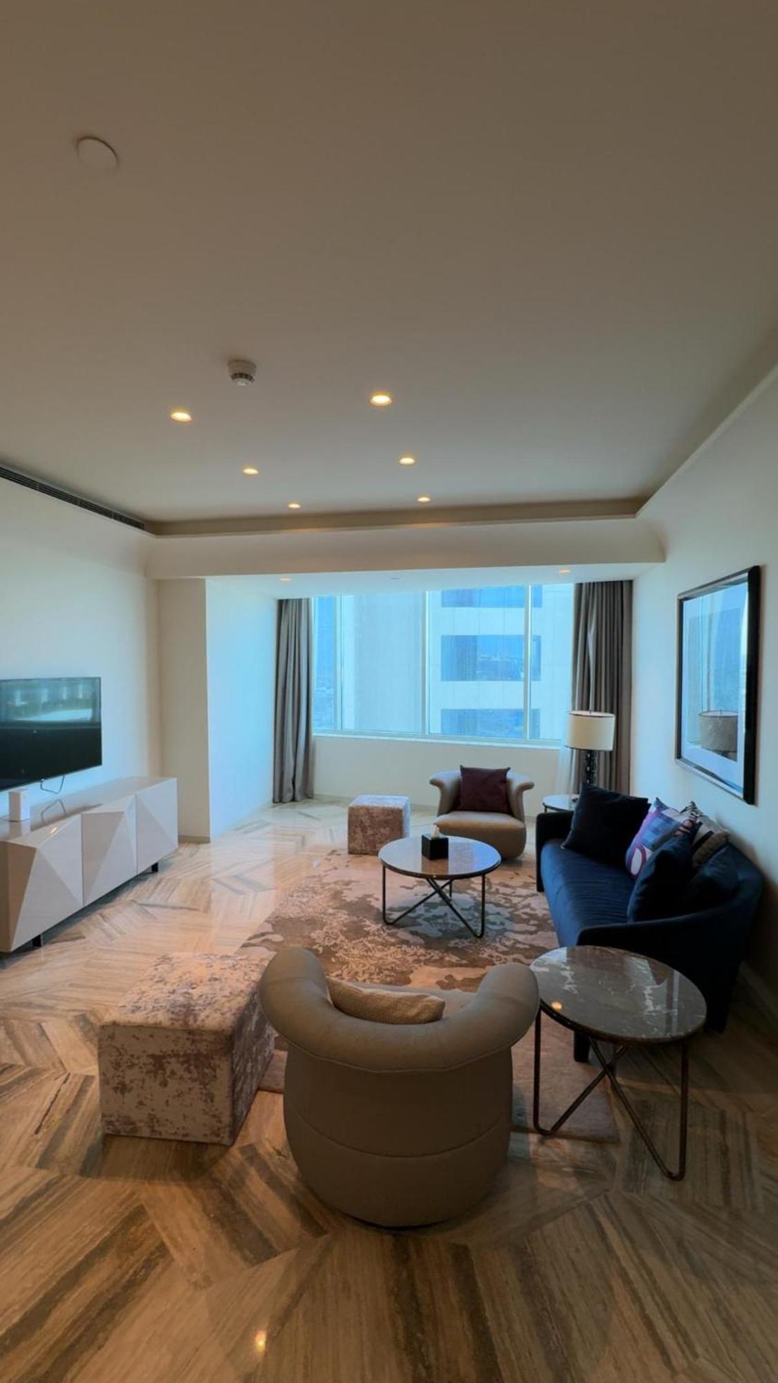 4leisure Damac Esclusiva Towers Apartment
